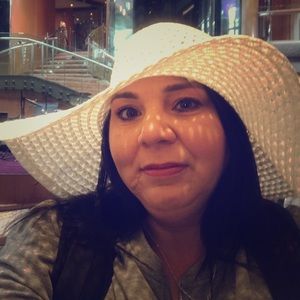 Meet your Posher, Amy